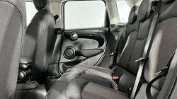 2022 (72) MINI HATCHBACK 1.5 Cooper Classic 5dr Auto 3526684