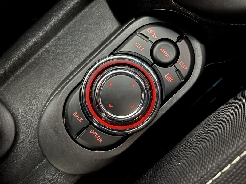 2022 (72) MINI HATCHBACK 1.5 Cooper Classic 5dr Auto 3526681