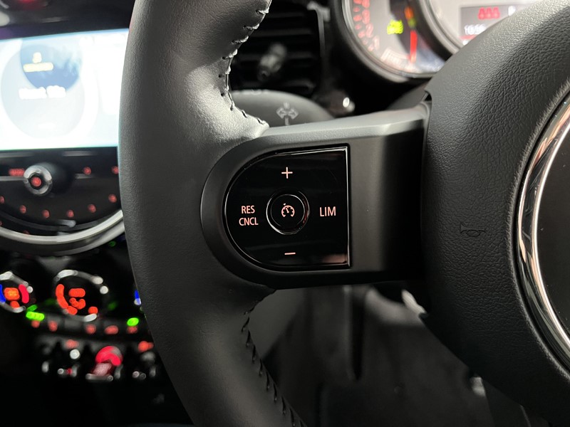 2022 (72) MINI HATCHBACK 1.5 Cooper Classic 5dr Auto 3526671