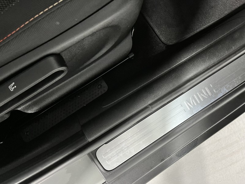2022 (72) MINI HATCHBACK 1.5 Cooper Classic 5dr Auto 3526667