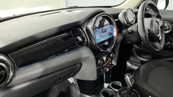 2022 (72) MINI HATCHBACK 1.5 Cooper Classic 5dr Auto 3526656