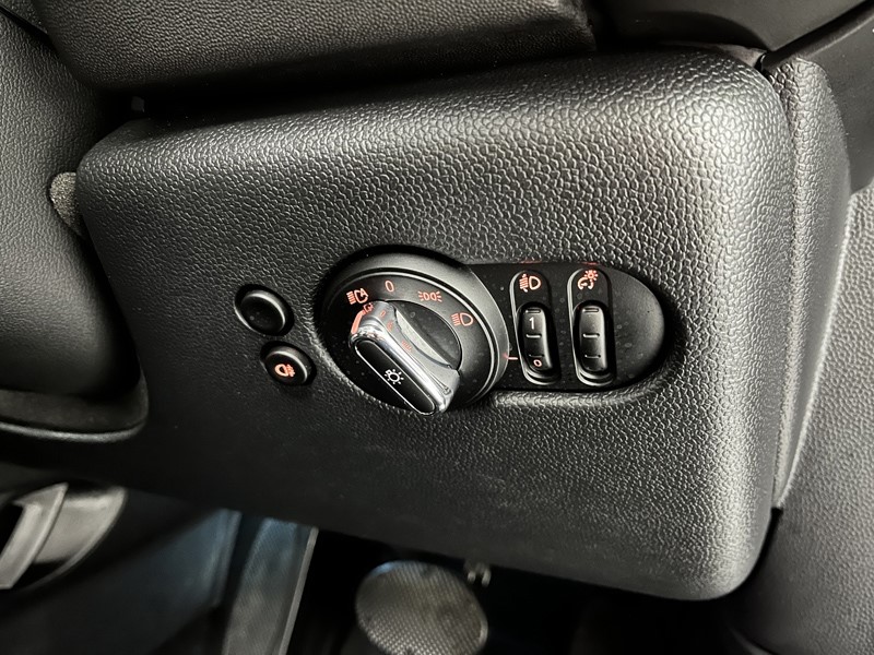 2022 (72) MINI HATCHBACK 1.5 Cooper Classic 5dr Auto 3526669