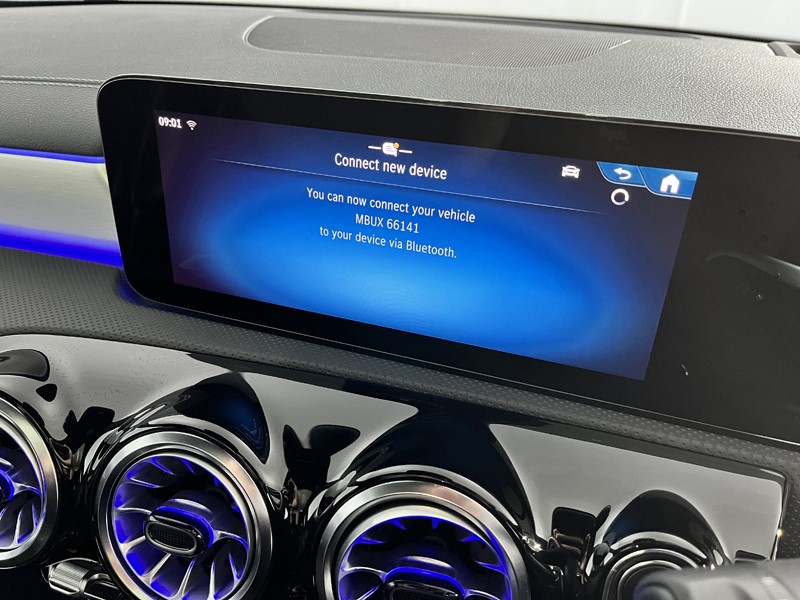 2023 (73) MERCEDES-BENZ A CLASS A35 4Matic Premium Plus 5dr Auto 3519067