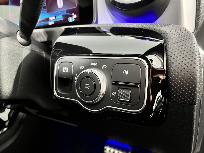 2023 (73) MERCEDES-BENZ A CLASS A35 4Matic Premium Plus 5dr Auto 3519061