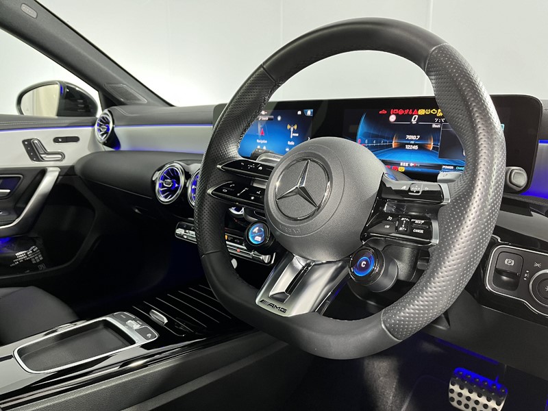 2023 (73) MERCEDES-BENZ A CLASS A35 4Matic Premium Plus 5dr Auto 3519045