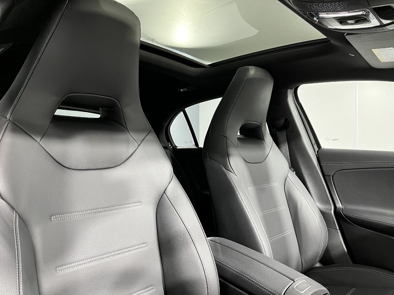 2023 (73) MERCEDES-BENZ A CLASS A35 4Matic Premium Plus 5dr Auto 3519050