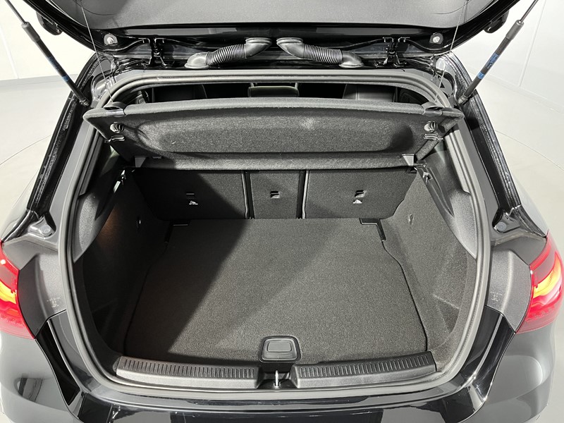 2023 (73) MERCEDES-BENZ A CLASS A35 4Matic Premium Plus 5dr Auto 3519052