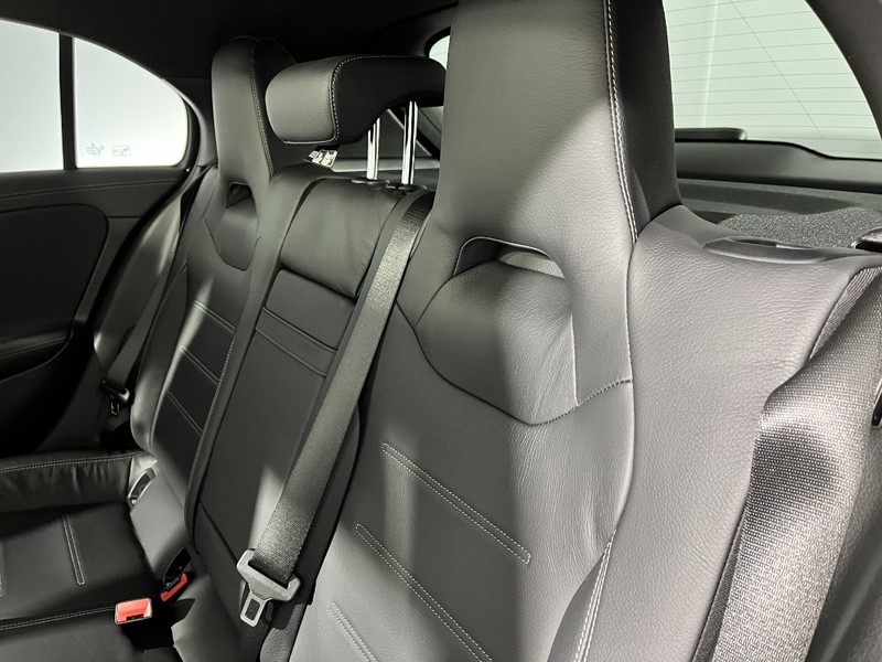 2023 (73) MERCEDES-BENZ A CLASS A35 4Matic Premium Plus 5dr Auto 3519051