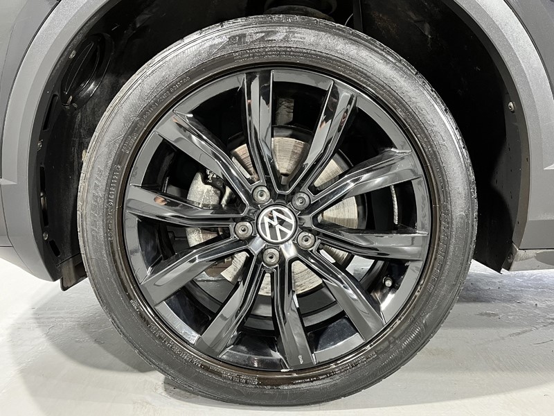 2021 (71) VOLKSWAGEN T-ROC 1.5 TSI EVO Black Edition 5dr 3515676