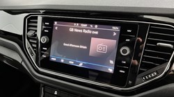 2021 (71) VOLKSWAGEN T-ROC 1.5 TSI EVO Black Edition 5dr 3515687