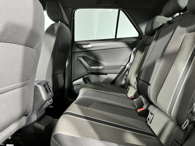 2021 (71) VOLKSWAGEN T-ROC 1.5 TSI EVO Black Edition 5dr 3515693