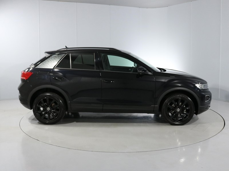 2021 (71) VOLKSWAGEN T-ROC 1.5 TSI EVO Black Edition 5dr 3515665