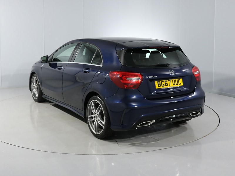 2017 (67) MERCEDES-BENZ A CLASS A180d AMG Line 5dr Auto 3515475