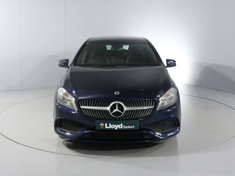 2017 (67) MERCEDES-BENZ A CLASS A180d AMG Line 5dr Auto 3515489