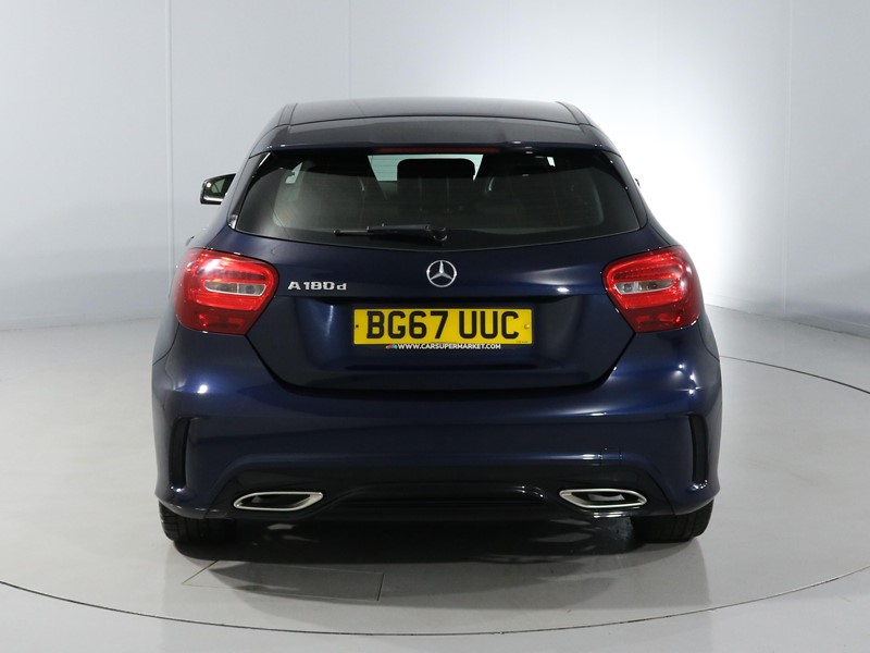 2017 (67) MERCEDES-BENZ A CLASS A180d AMG Line 5dr Auto 3515488