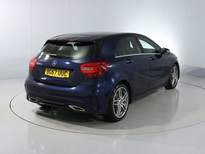 2017 (67) MERCEDES-BENZ A CLASS A180d AMG Line 5dr Auto 3515513