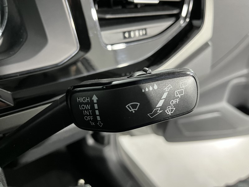 2019 (19) VOLKSWAGEN POLO 1.0 EVO 80 SE 5dr 3543867