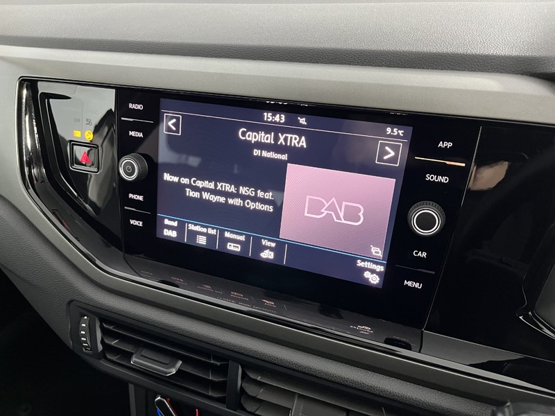 2019 (19) VOLKSWAGEN POLO 1.0 EVO 80 SE 5dr 3543869