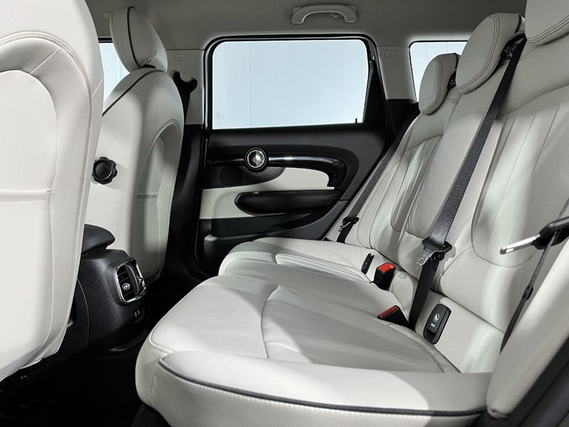 2019 (19) MINI CLUBMAN 1.5 Cooper Exclusive 6dr Auto 3544375