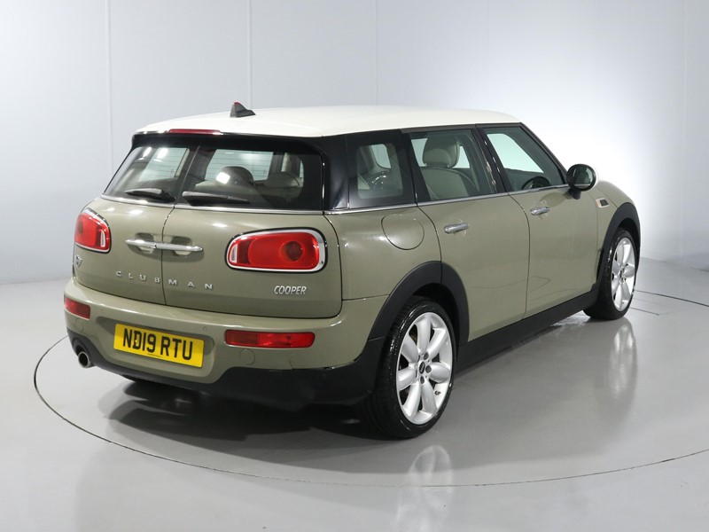 2019 (19) MINI CLUBMAN 1.5 Cooper Exclusive 6dr Auto 3544385