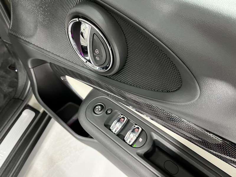 2019 (19) MINI CLUBMAN 1.5 Cooper Exclusive 6dr Auto 3544360