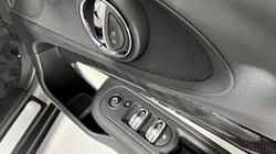 2019 (19) MINI CLUBMAN 1.5 Cooper Exclusive 6dr Auto 3544360