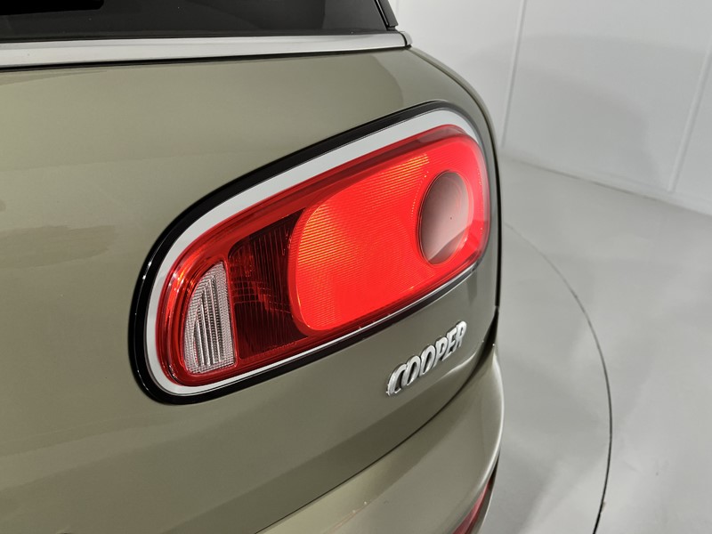 2019 (19) MINI CLUBMAN 1.5 Cooper Exclusive 6dr Auto 3544381