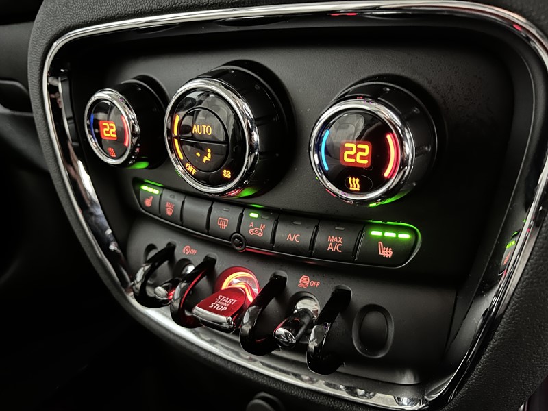 2019 (19) MINI CLUBMAN 1.5 Cooper Exclusive 6dr Auto 3544370