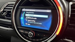 2019 (19) MINI CLUBMAN 1.5 Cooper Exclusive 6dr Auto 3544368