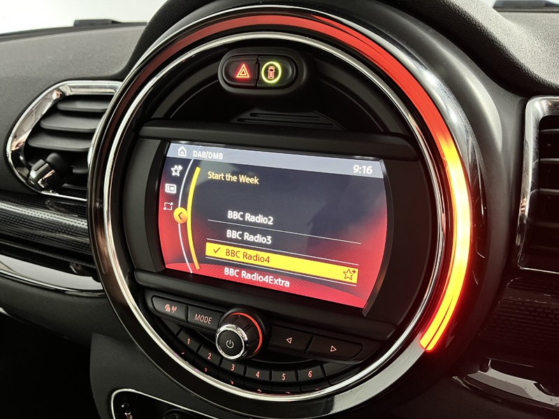 2019 (19) MINI CLUBMAN 1.5 Cooper Exclusive 6dr Auto 3544369