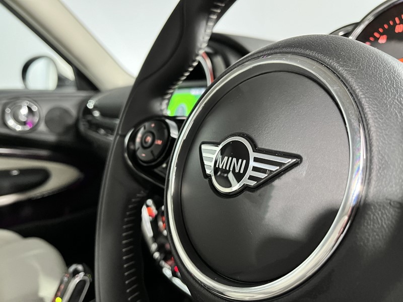 2019 (19) MINI CLUBMAN 1.5 Cooper Exclusive 6dr Auto 3544362