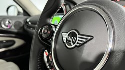 2019 (19) MINI CLUBMAN 1.5 Cooper Exclusive 6dr Auto 3544362
