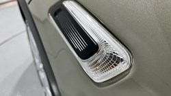 2019 (19) MINI CLUBMAN 1.5 Cooper Exclusive 6dr Auto 3544380