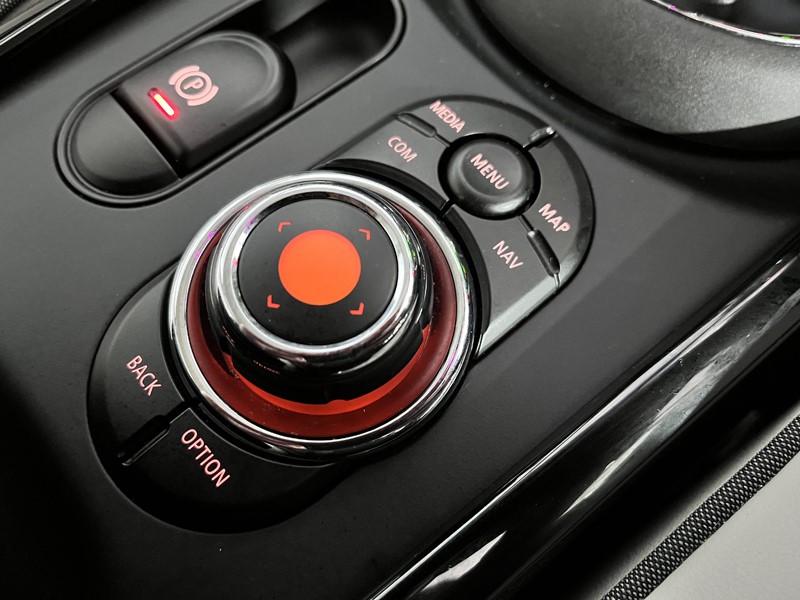 2019 (19) MINI CLUBMAN 1.5 Cooper Exclusive 6dr Auto 3544372