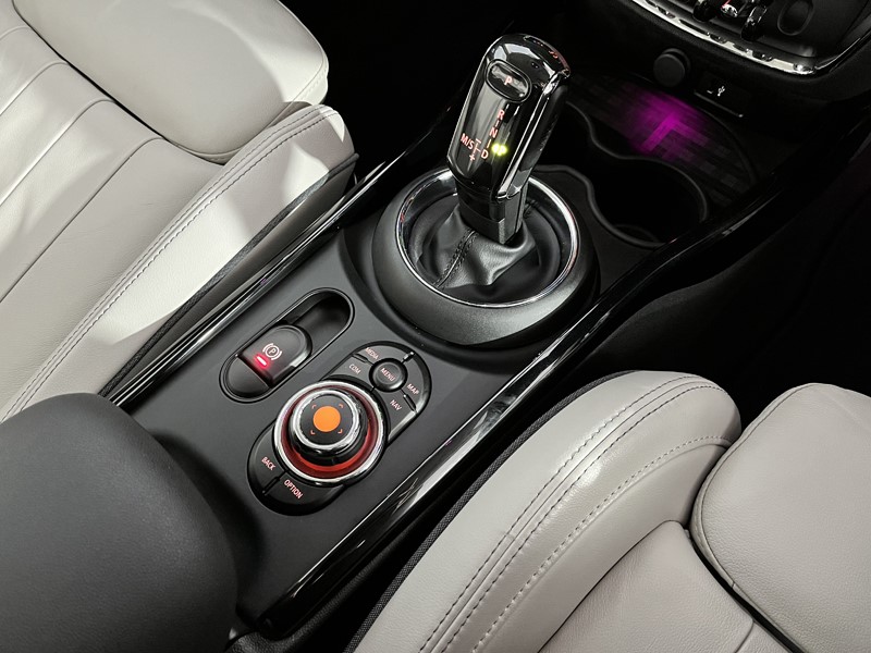 2019 (19) MINI CLUBMAN 1.5 Cooper Exclusive 6dr Auto 3544350