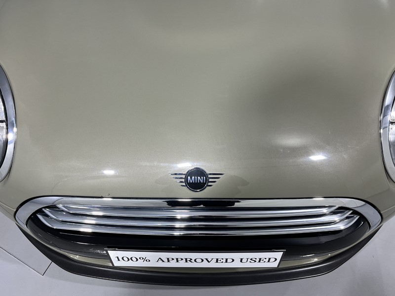 2019 (19) MINI CLUBMAN 1.5 Cooper Exclusive 6dr Auto 3544379