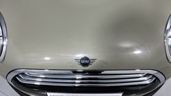 2019 (19) MINI CLUBMAN 1.5 Cooper Exclusive 6dr Auto 3544379