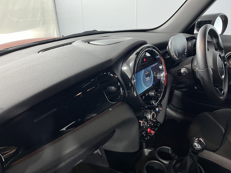 2021 (21) MINI HATCHBACK 2.0 Cooper S Sport 3dr 3534007