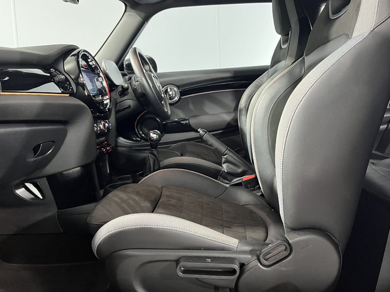 2021 (21) MINI HATCHBACK 2.0 Cooper S Sport 3dr 3534034