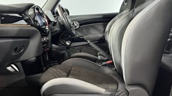 2021 (21) MINI HATCHBACK 2.0 Cooper S Sport 3dr 3534034