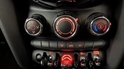 2021 (21) MINI HATCHBACK 2.0 Cooper S Sport 3dr 3534031