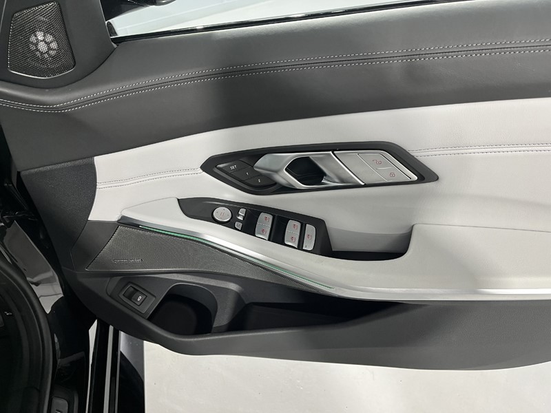 2024 (74) BMW M3 xDrive Competition M 4dr Step Auto 3692207