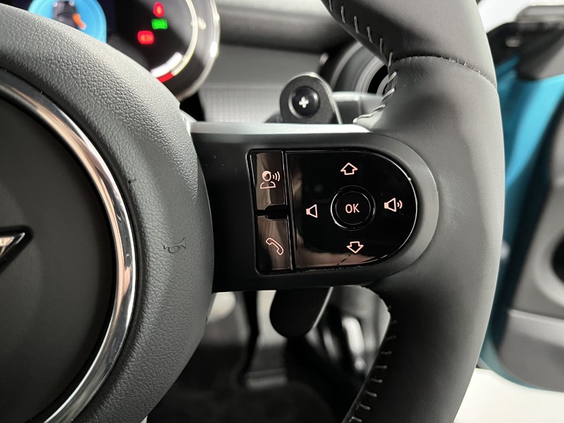 2023 (23) MINI CONVERTIBLE 2.0 Cooper S Seaside Edition 2dr Auto 3538010