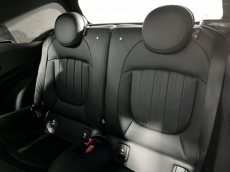 2023 (23) MINI CONVERTIBLE 2.0 Cooper S Seaside Edition 2dr Auto 3537998