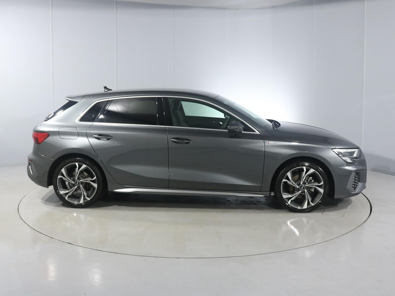 2023 (23) AUDI A3 35 TDI S Line 5dr S Tronic 3577614