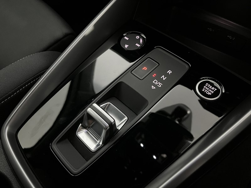 2023 (23) AUDI A3 35 TDI S Line 5dr S Tronic 3577621