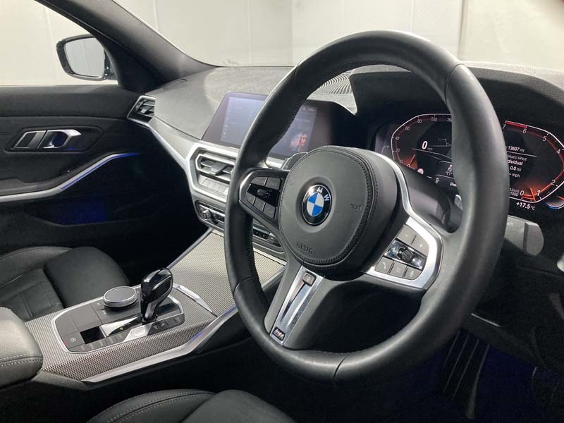 2019 (69) BMW 3 SERIES 320i xDrive M Sport 4dr Step Auto 3600462
