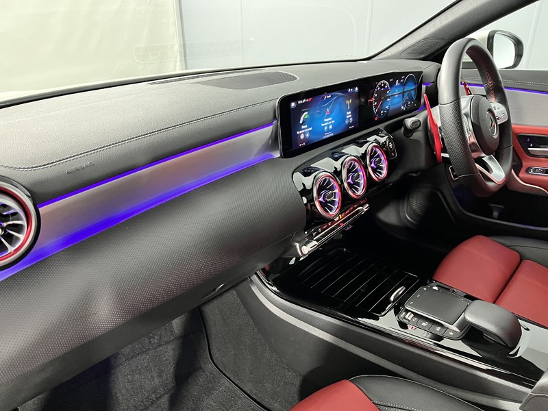 2022 (22) MERCEDES-BENZ CLA 250 AMG Line Premium Plus 4dr Tip Auto 3584935