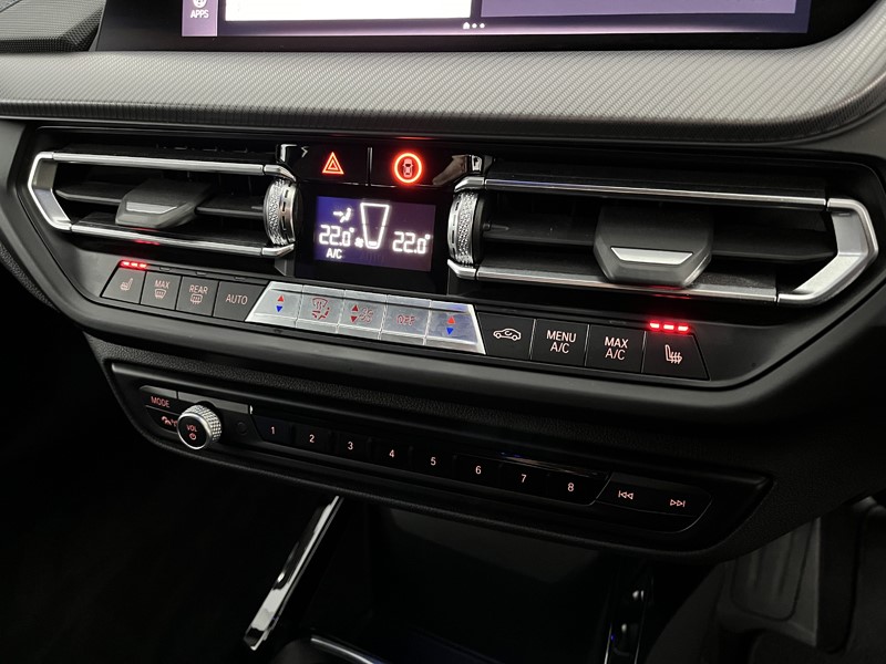 2020 (70) BMW 1 SERIES M135i xDrive 5dr Step Auto 3628255