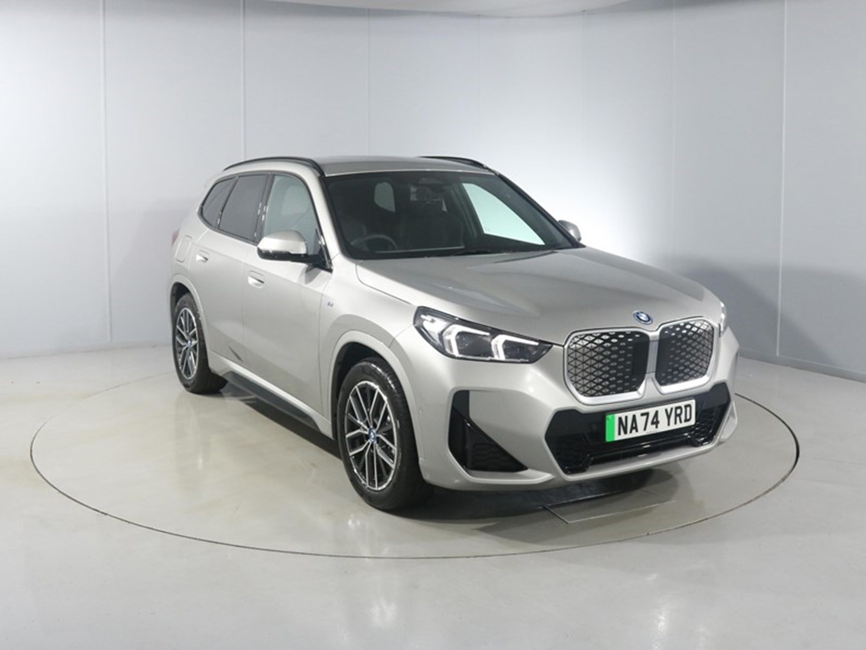 Used 2024 BMW IX1 230kW XDrive30 M Sport 65kWh 5dr Auto Space Silver used-2024-bmw-ix1-230kw-xdrive30-m-sport-65kwh-5dr-auto-space-silver